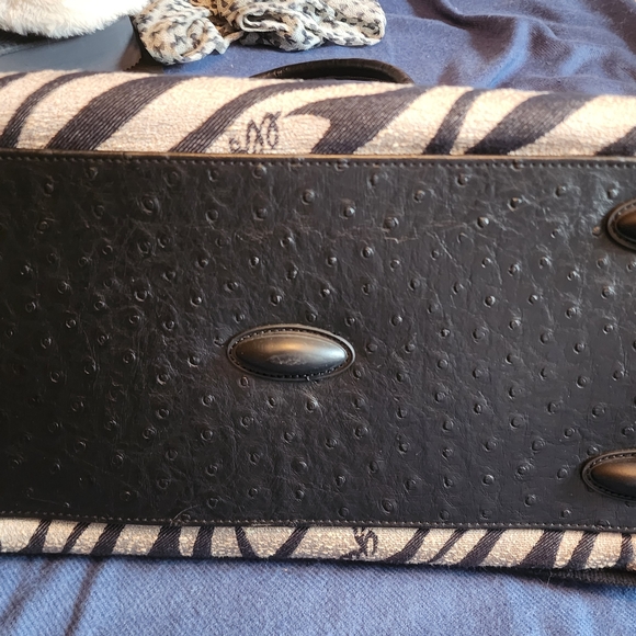 Guess Zebra-Print Satchel in Black and Cream - Picture 8 of 9